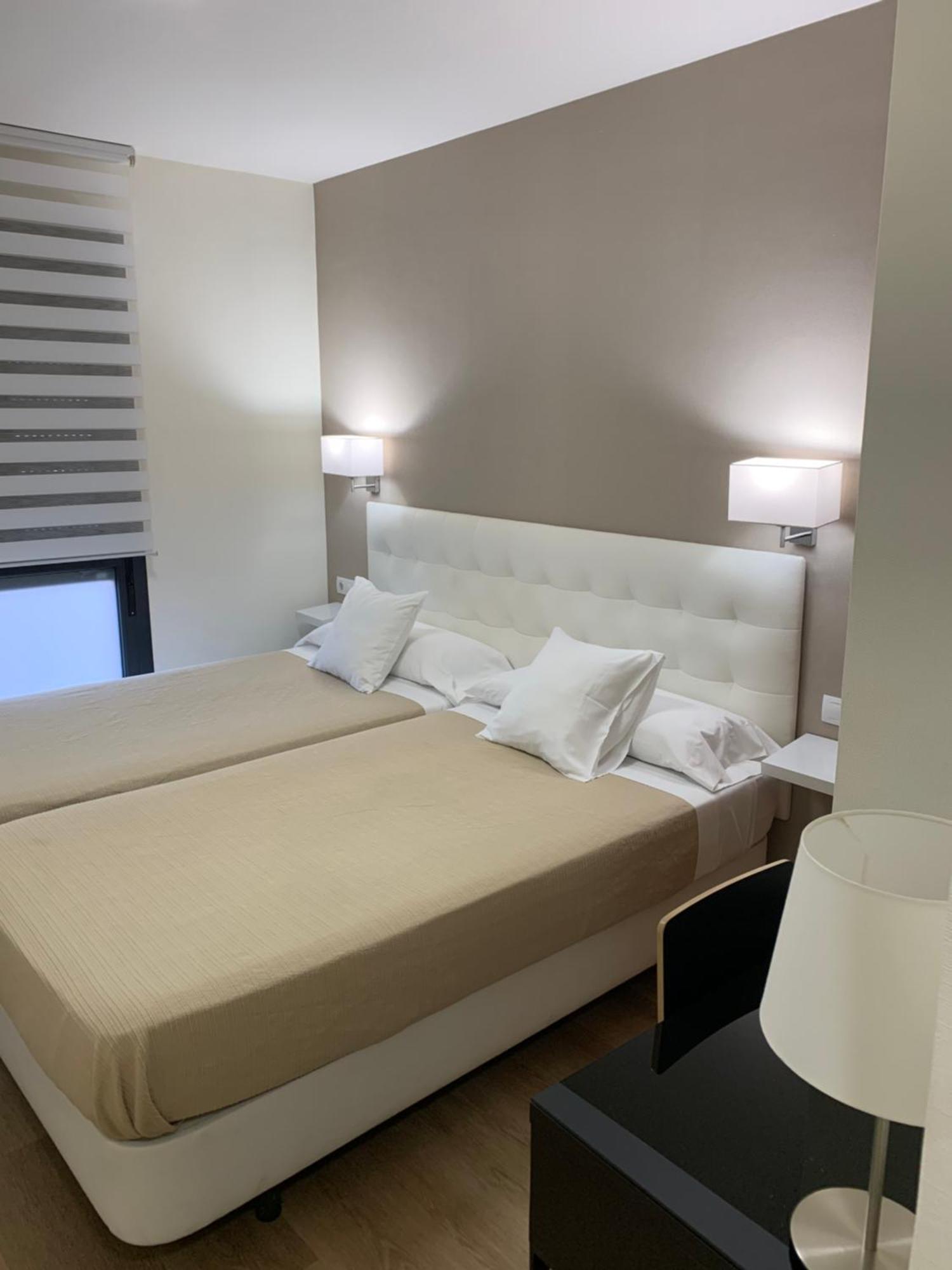Hostal El Rocio Паракуэльос-де-Харама Экстерьер фото