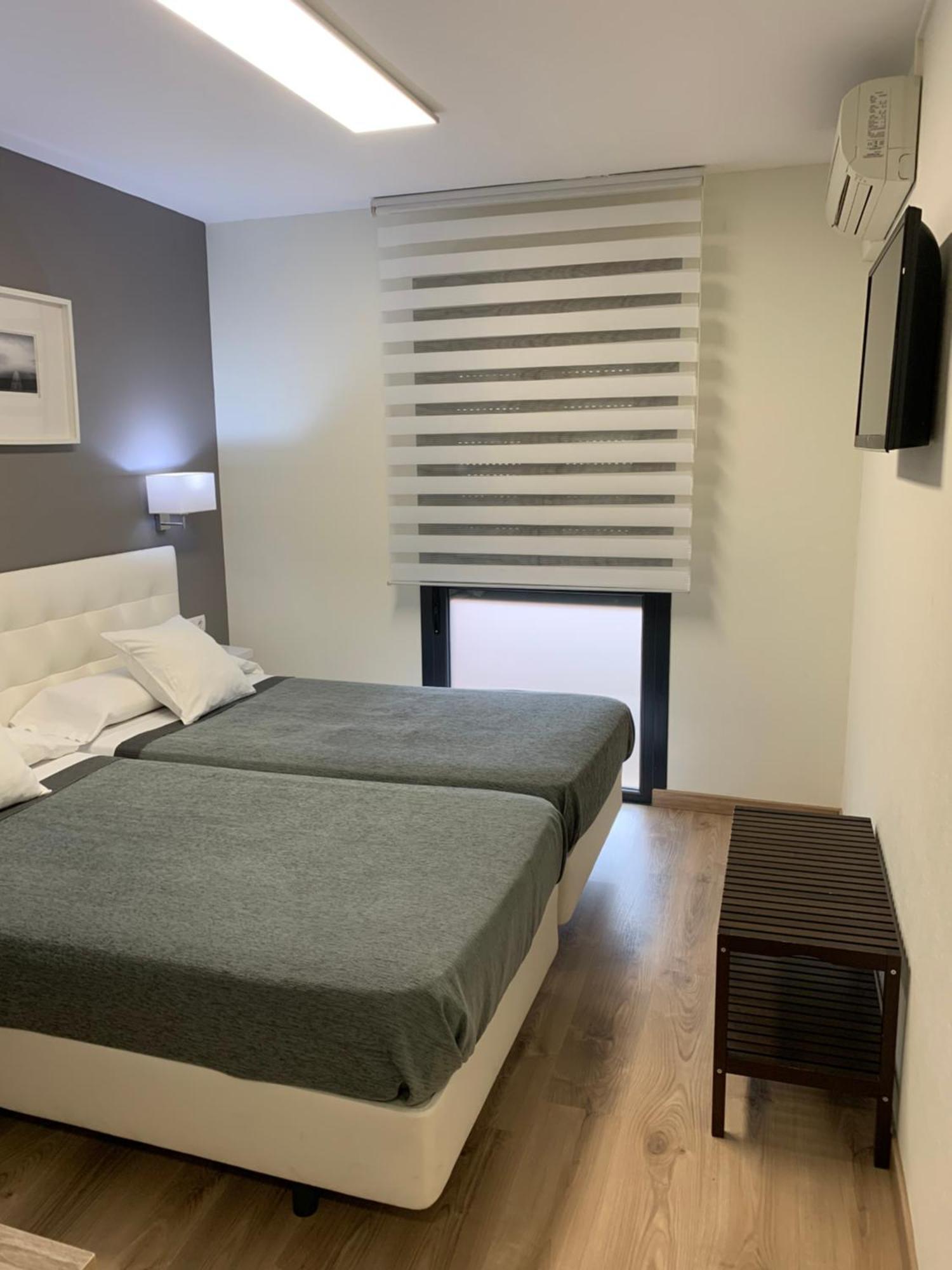 Hostal El Rocio Паракуэльос-де-Харама Экстерьер фото