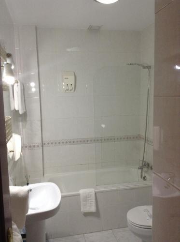 Hostal El Rocio Паракуэльос-де-Харама Экстерьер фото